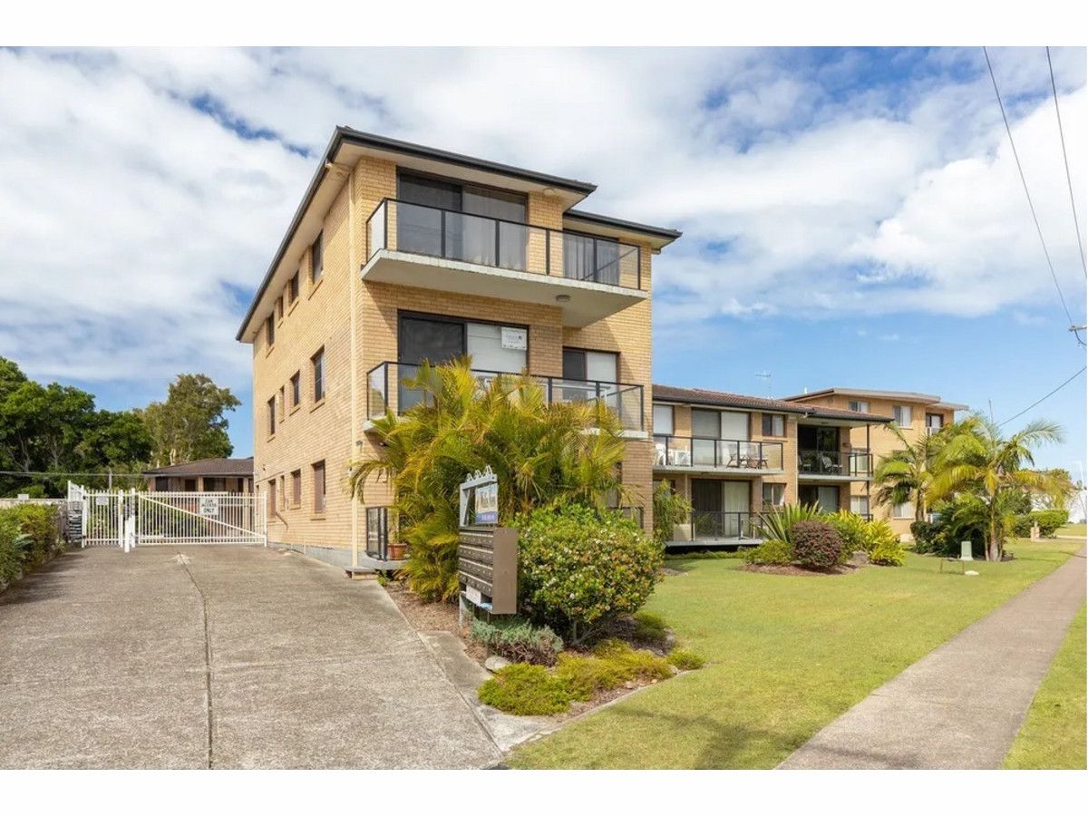 2 bedrooms Apartment / Unit / Flat in 17/76 Little Street FORSTER NSW, 2428