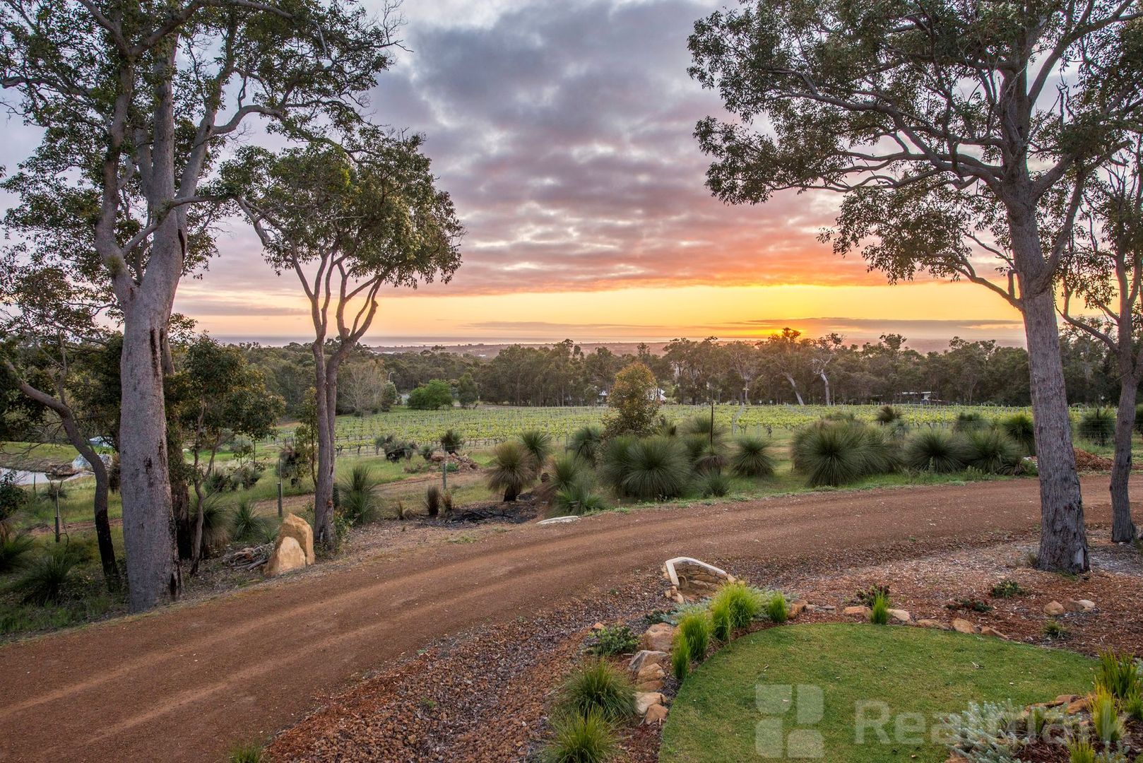 13 Veraison Place, Quindalup WA 6281, Image 2