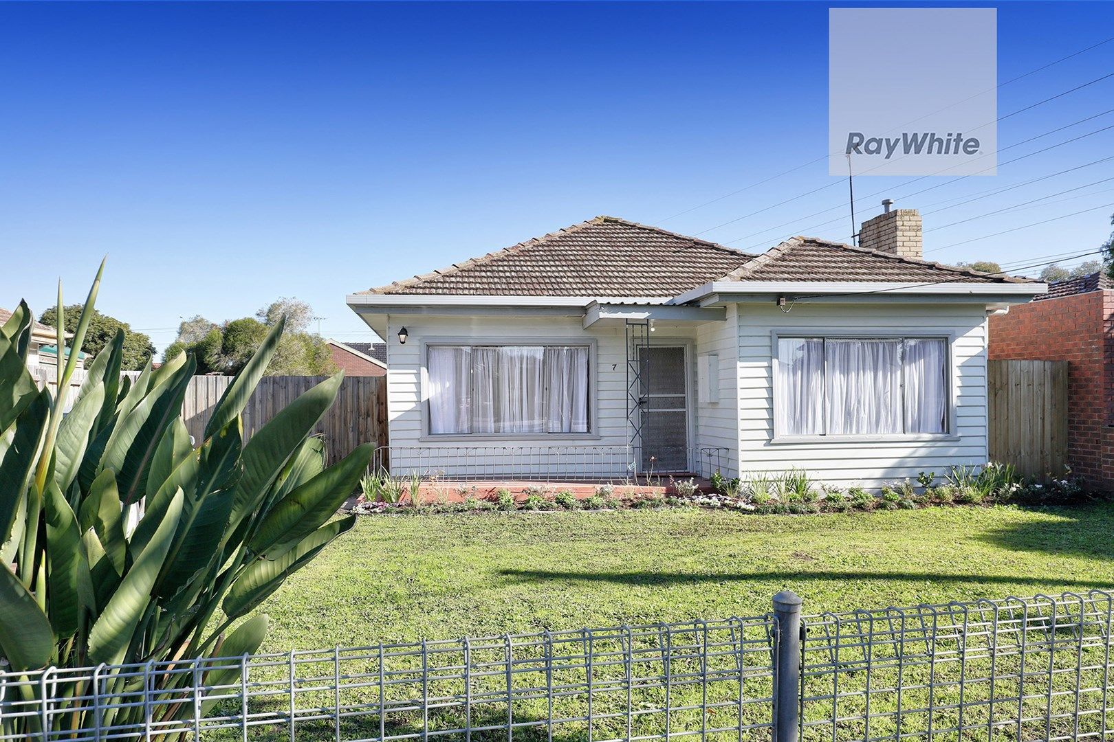 7 Warwick Place, Tullamarine VIC 3043 House For Rent Domain