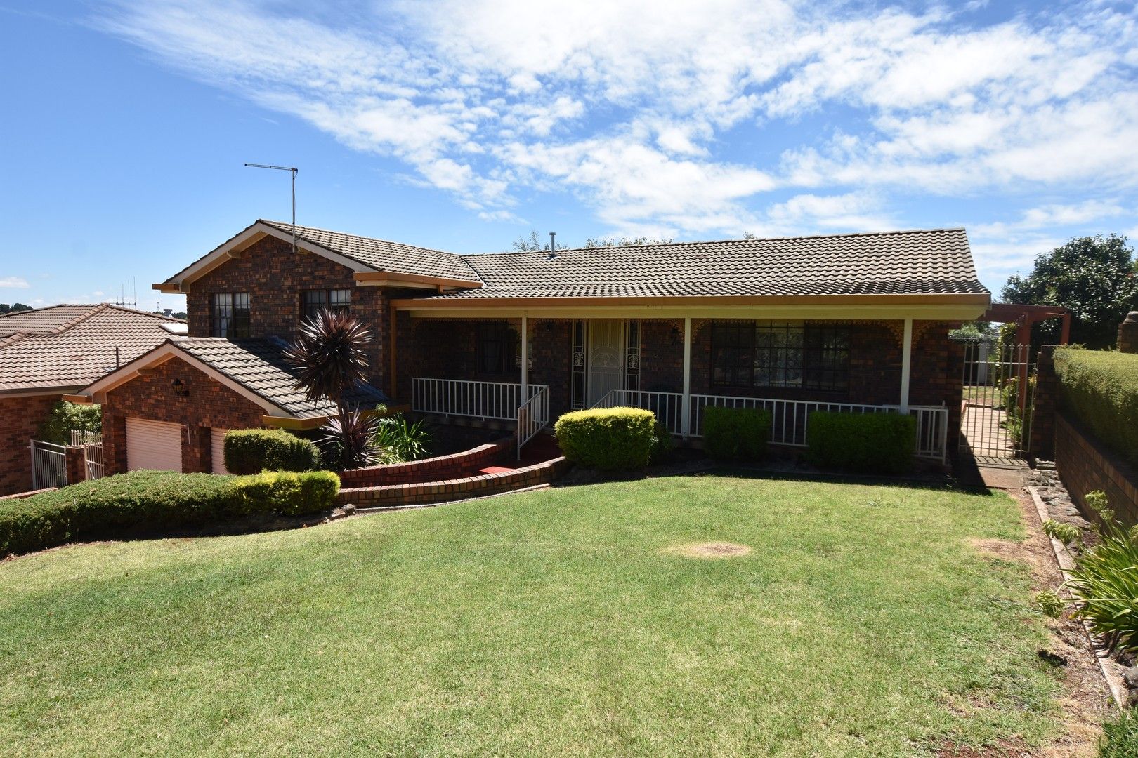 7 Panpande Crescent, Orange NSW 2800, Image 0