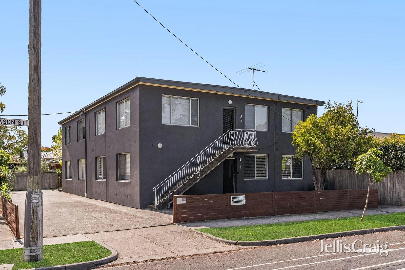 Additional image 8 of 2/80 Mason Street, Newport VIC 3015