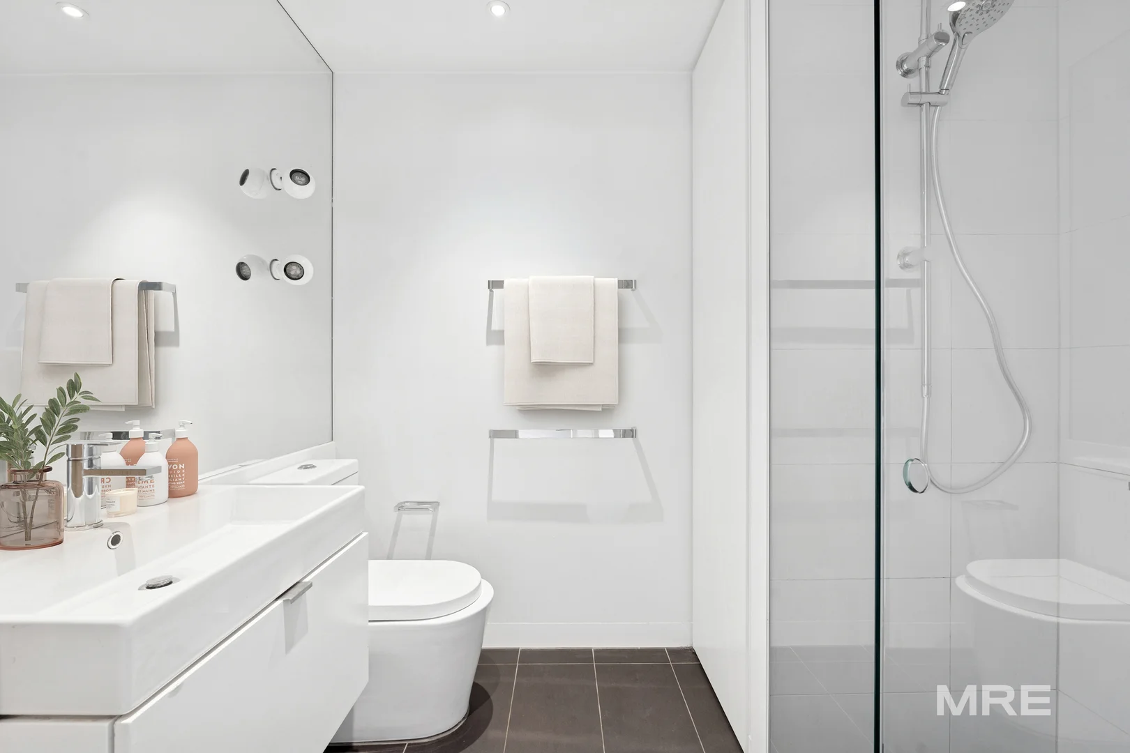 Additional image 9 of 1712/39 Coventry Street, Southbank VIC 3006