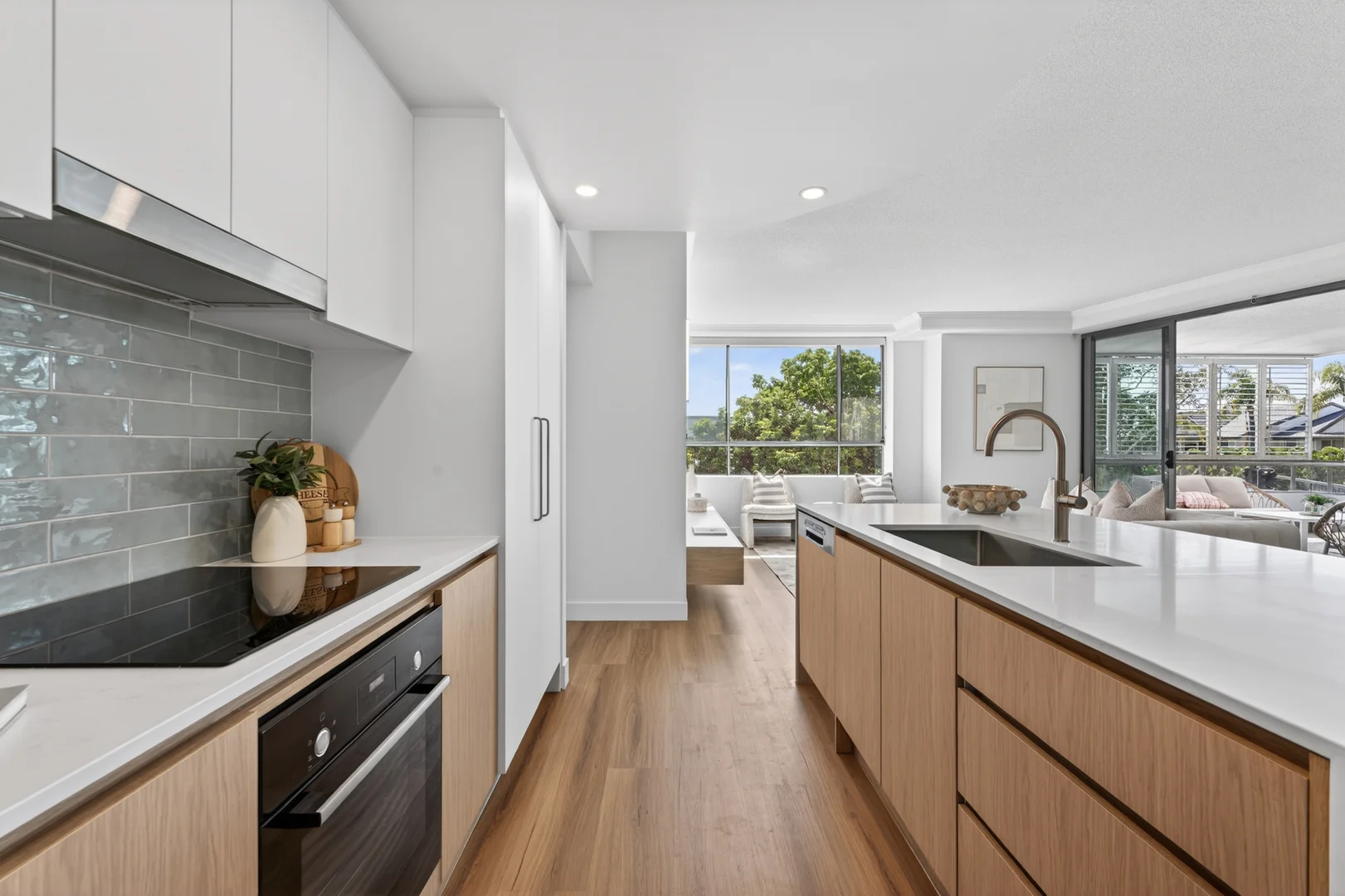 Additional image 2 of 15T/28 Bayview Street, Runaway Bay QLD 4216