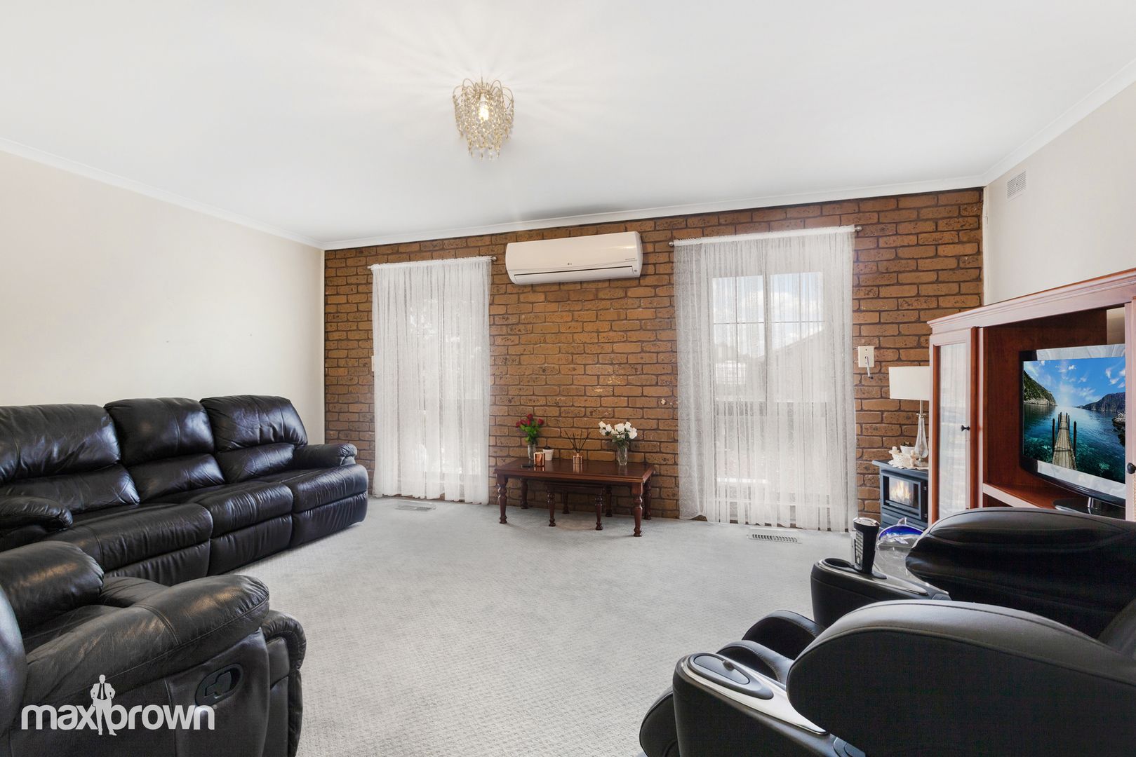 11 Watford Court, Epping VIC 3076, Image 2