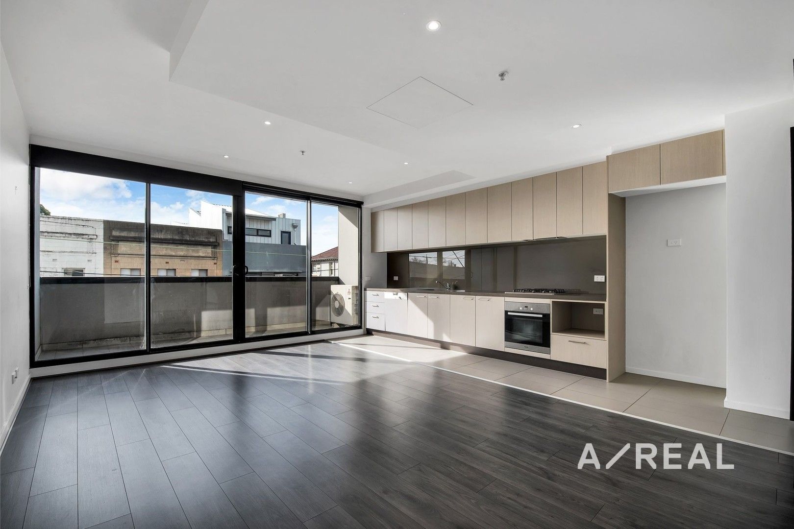 2 bedrooms Apartment / Unit / Flat in 112/1101 Toorak Road CAMBERWELL VIC, 3124