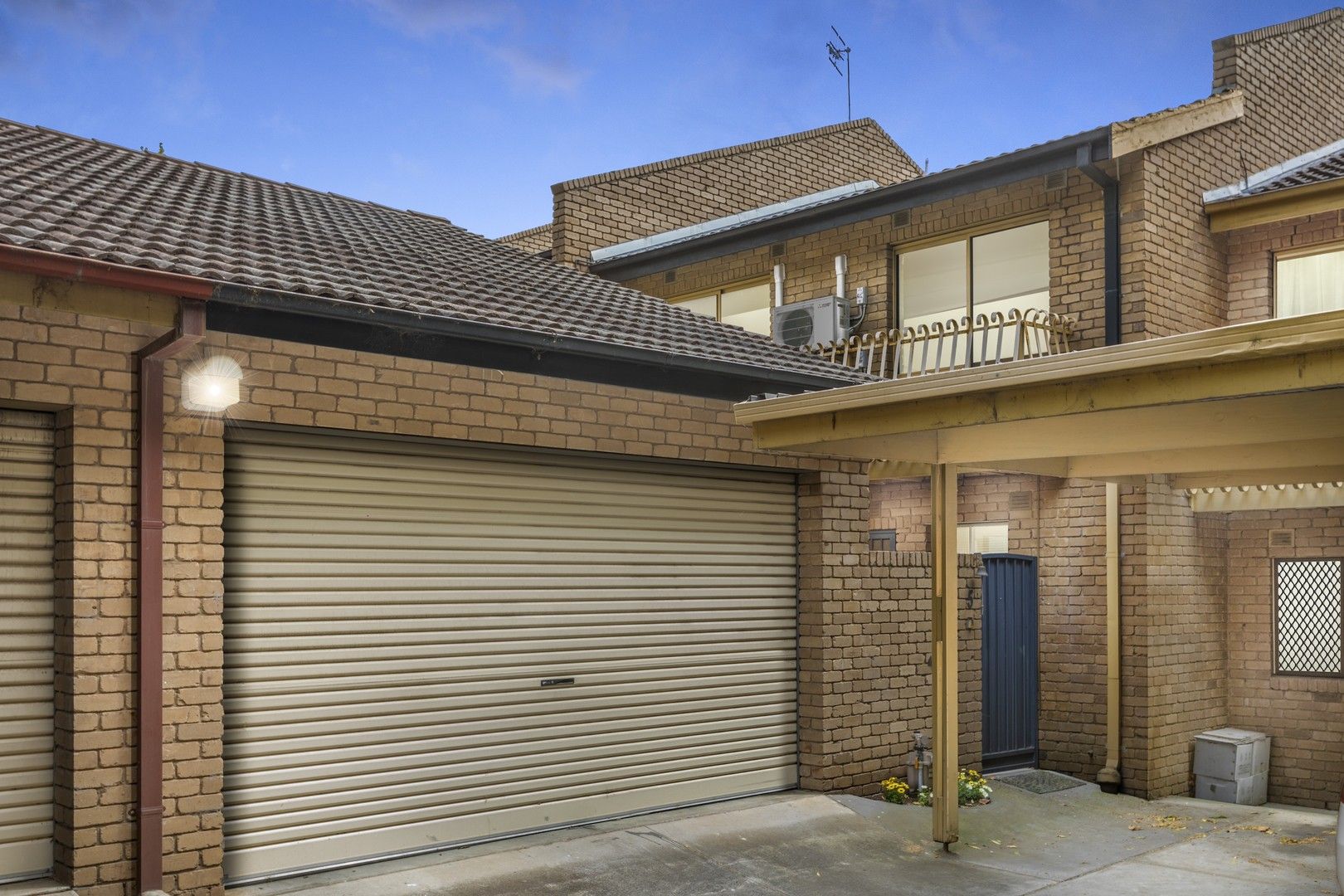 5/1 Plane Tree Way, North Melbourne VIC 3051, Image 2