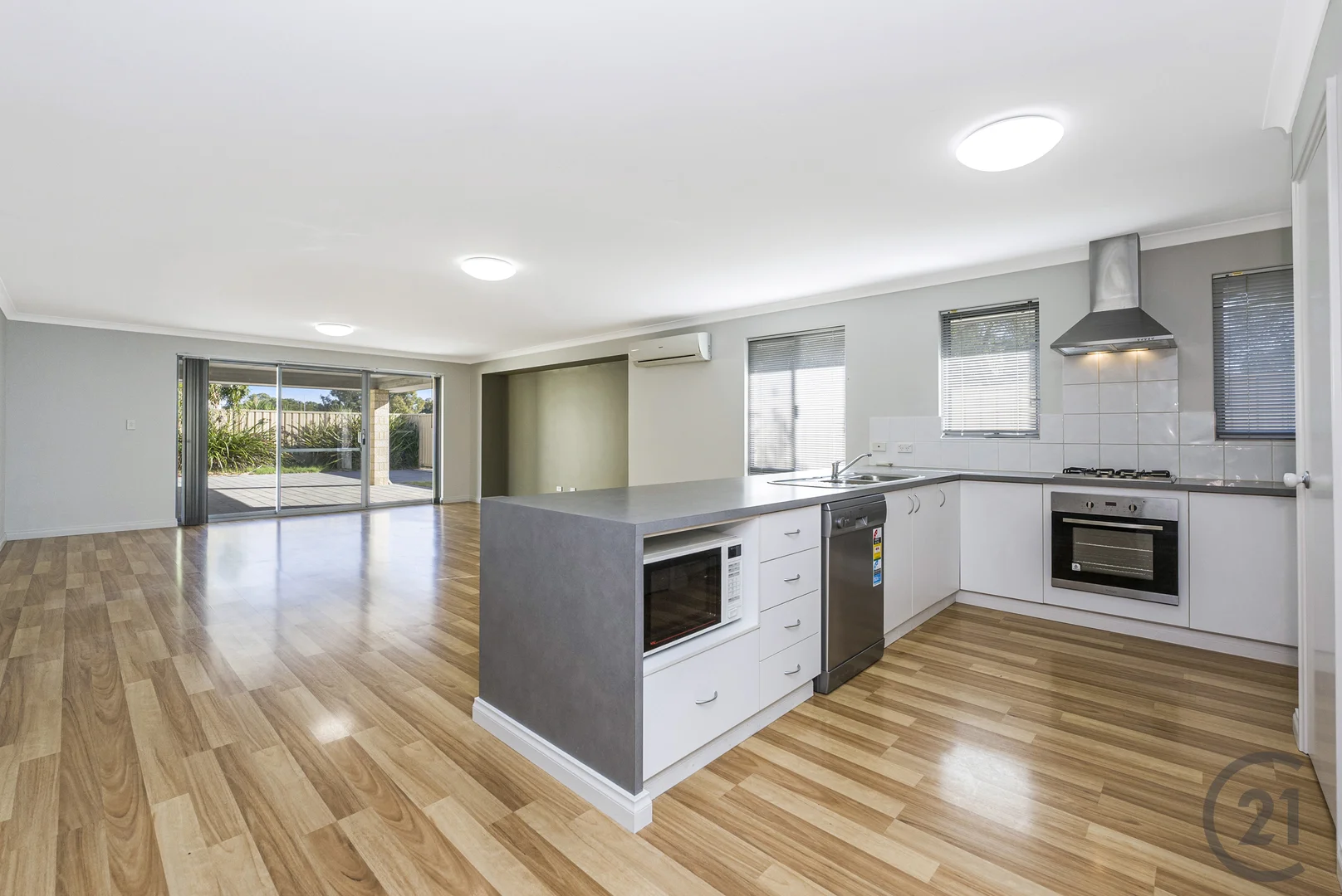 Additional image 7 of 2 Hay Entrance, Pinjarra WA 6208