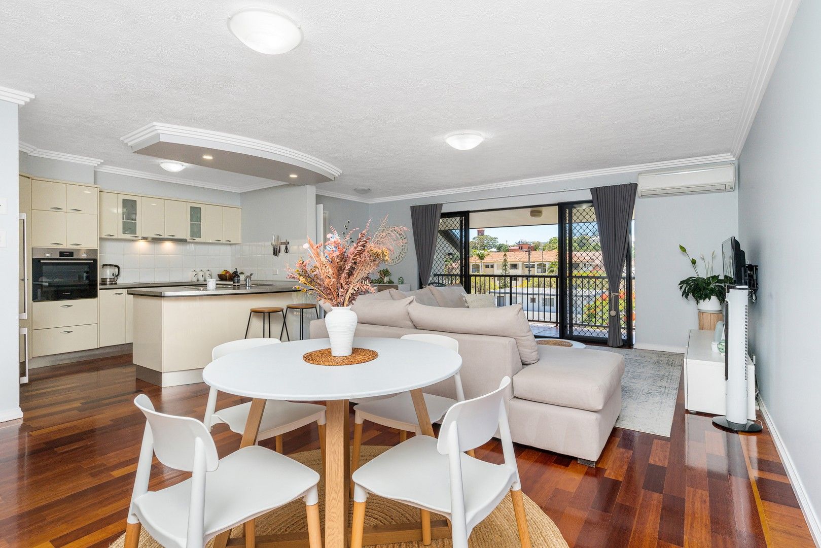 18/72 Dutton Street, Coolangatta QLD 4225, Image 2