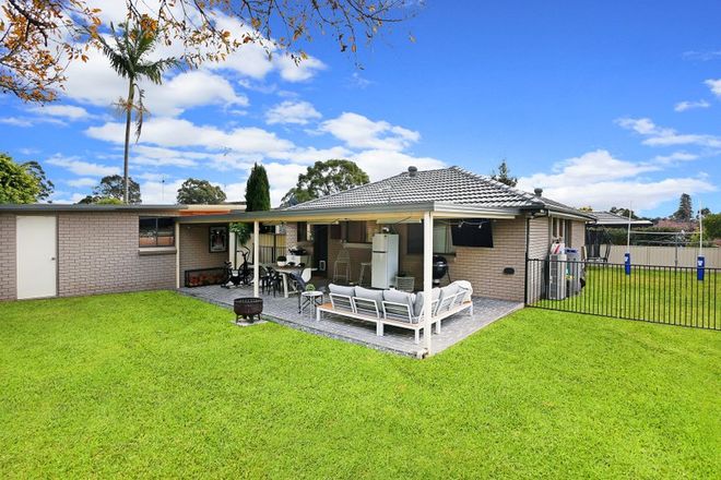 Picture of 43 Red House Crescent, MCGRATHS HILL NSW 2756