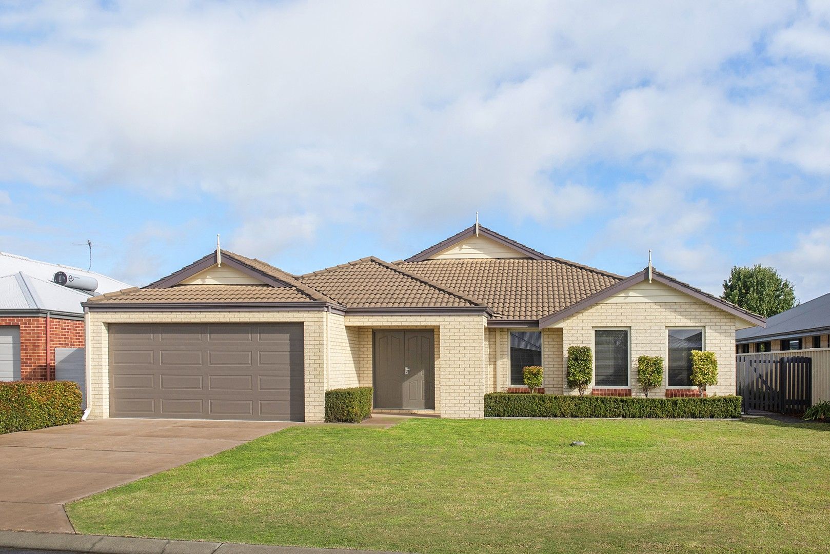 9 Sherwood Crescent, Broadwater WA 6280, Image 0