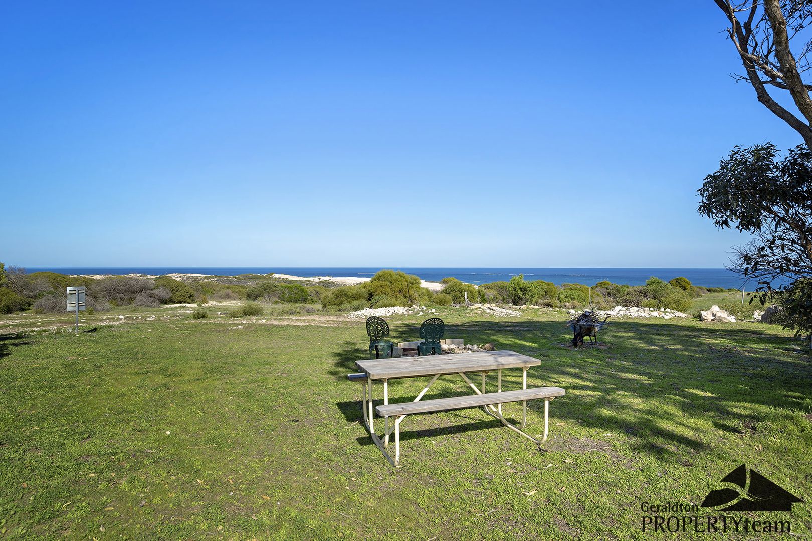 12 Doncon Street, Wandina WA 6530, Image 2