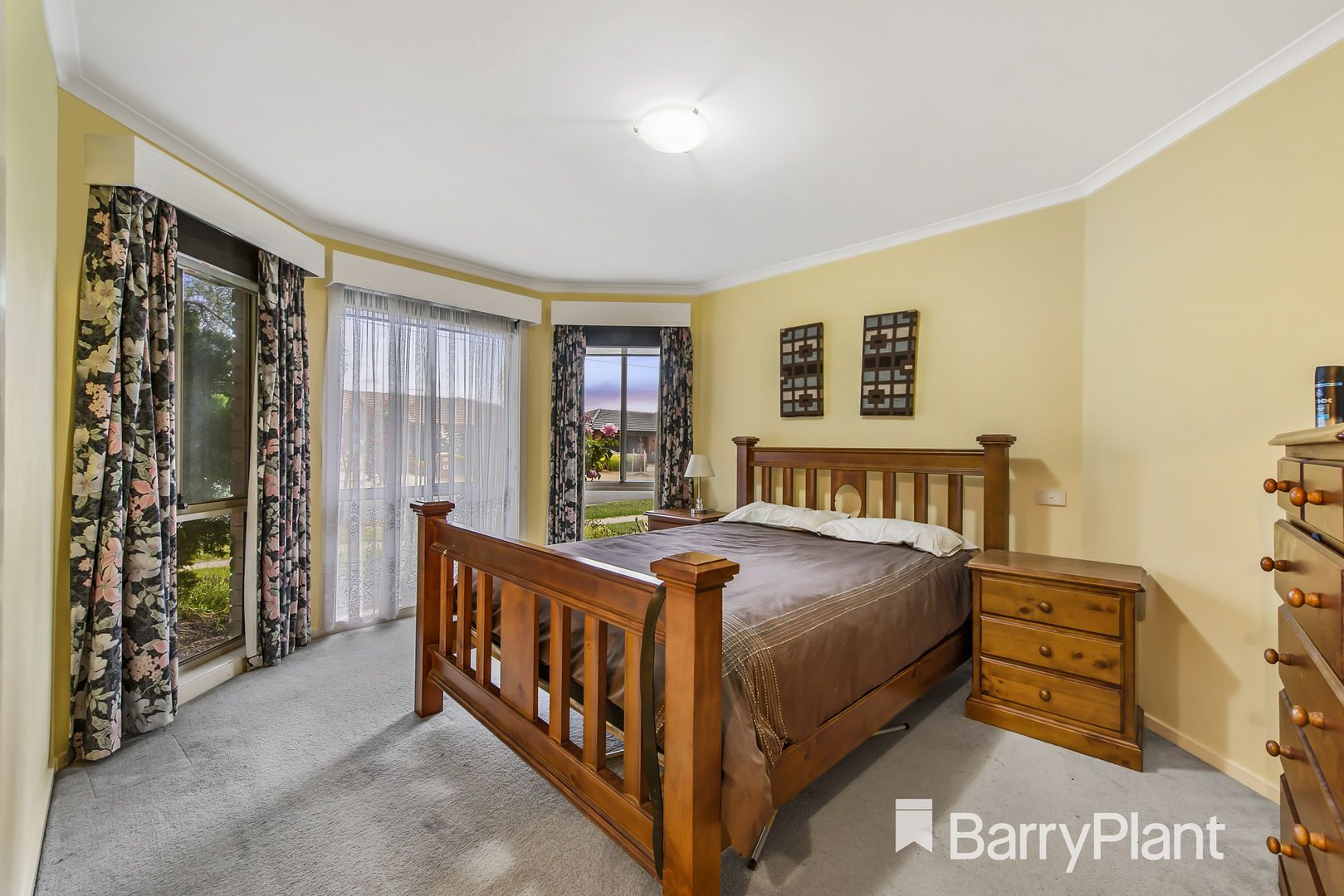 17 Bluebell Court, Hoppers Crossing VIC 3029, Image 1