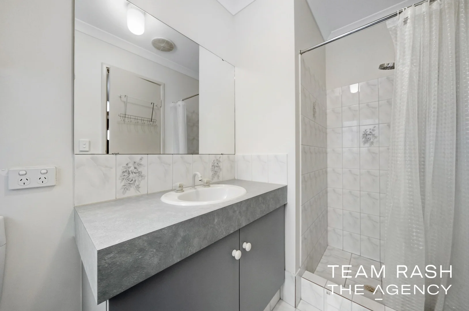 Additional image 16 of 6 Woodview Retreat, Caversham WA 6055