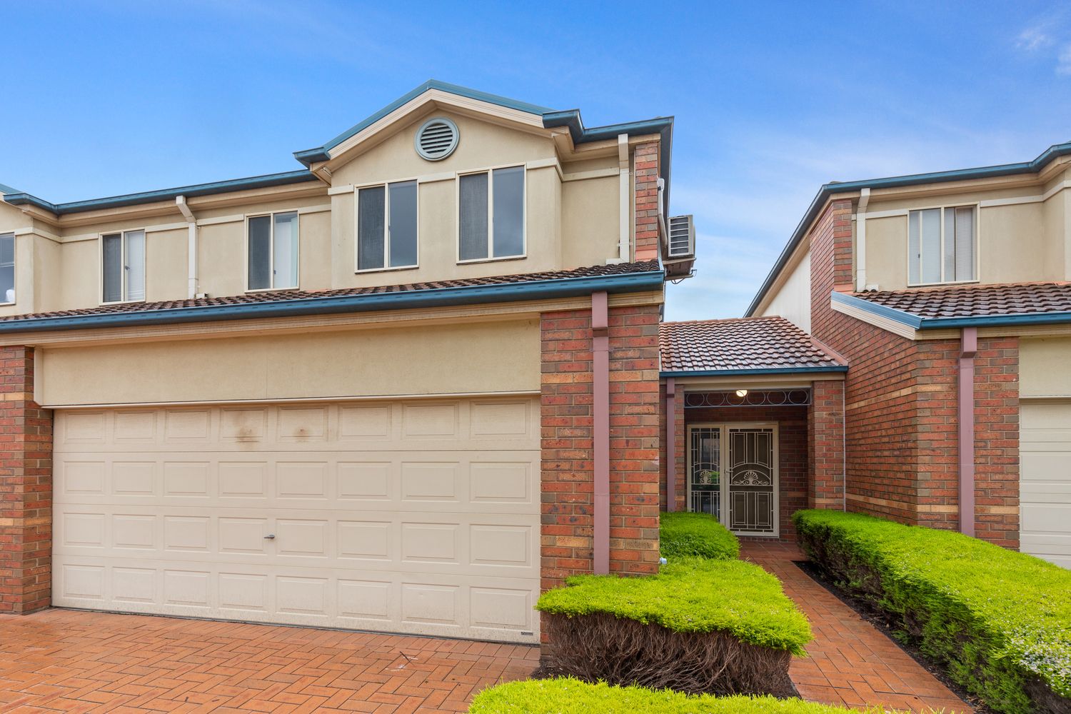 73 The Glades , Taylors Hill VIC 3037