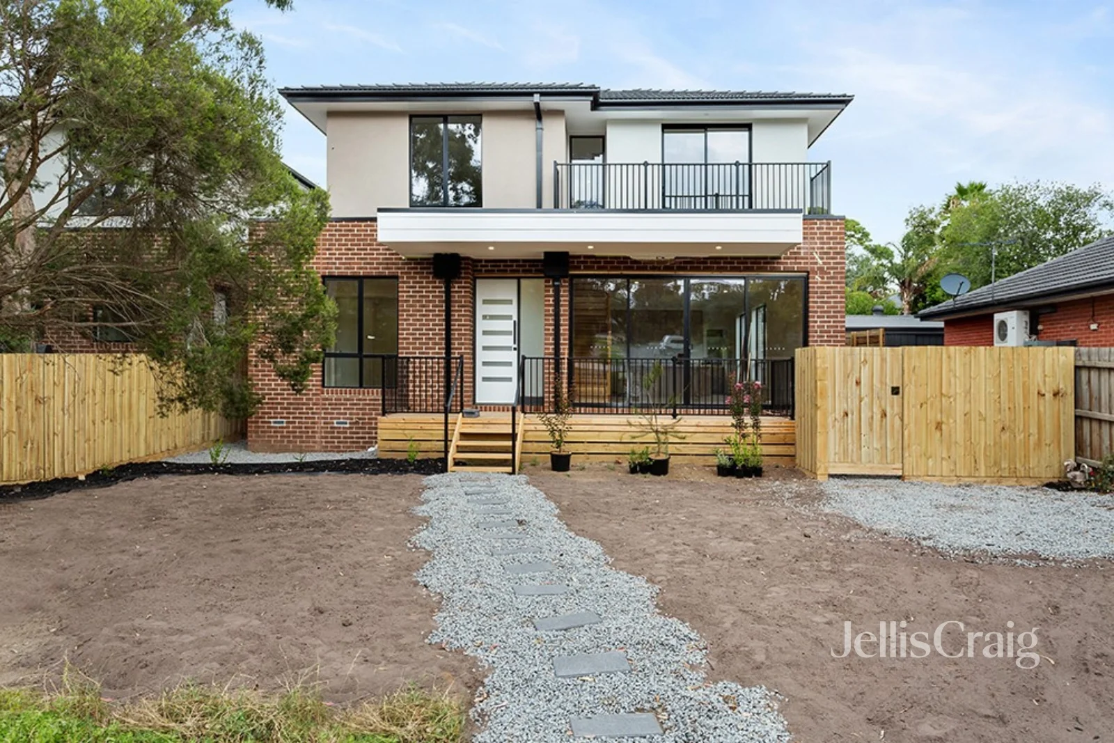 Primary image of 74 Castleton Road, Viewbank VIC 3084