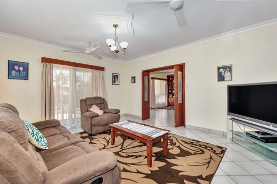 22 Castlereagh Drive, Leanyer NT 0812, Image 2