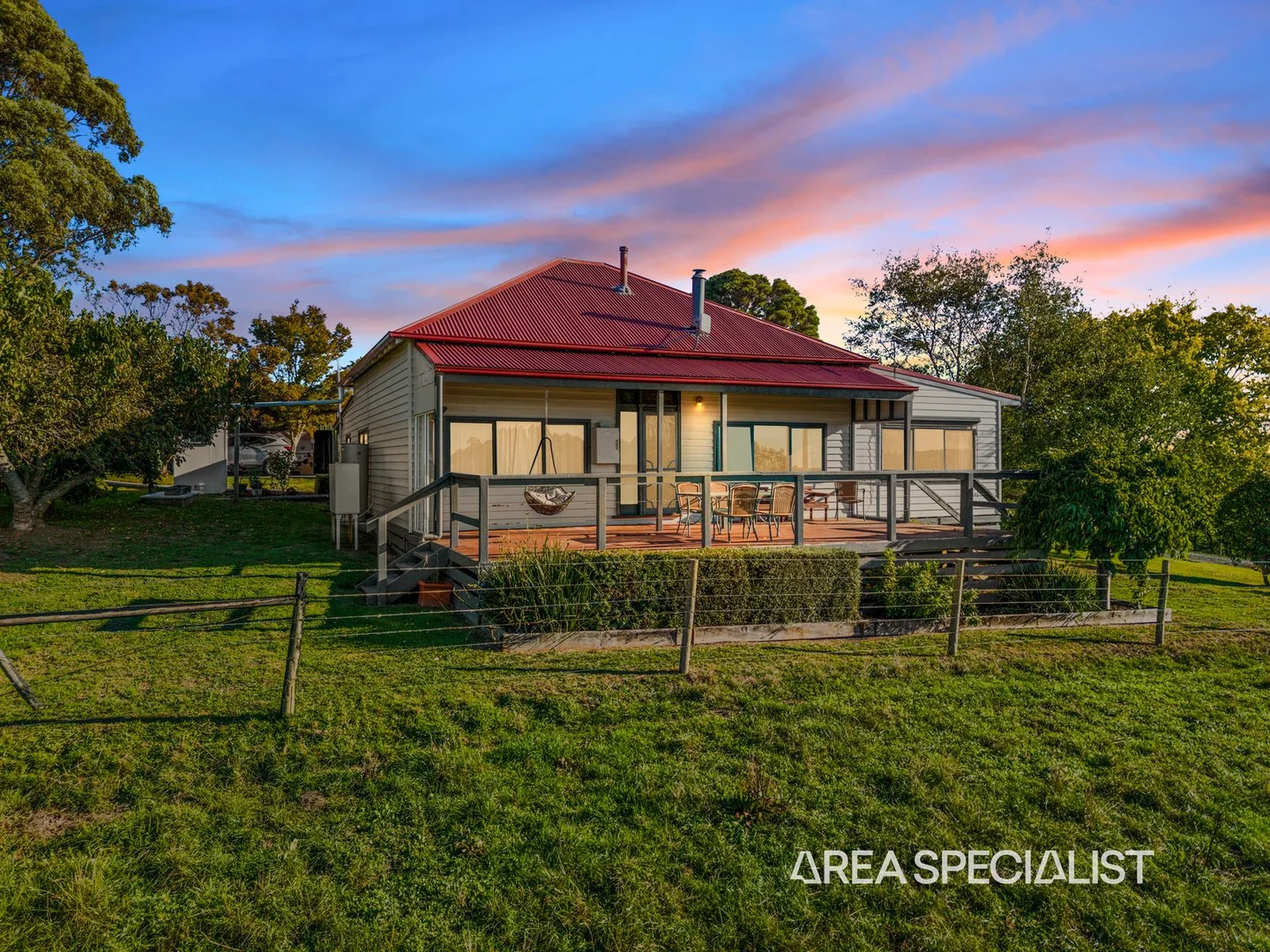 Additional image 2 of 10 Boundary Road, Loch VIC 3945