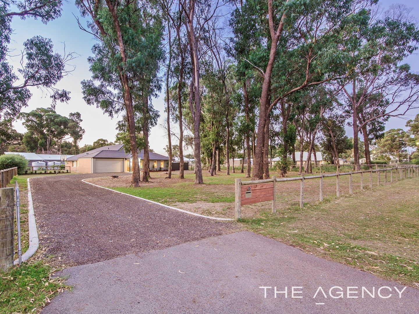 48 Peelfold Glen, Golden Bay WA 6174, Image 2