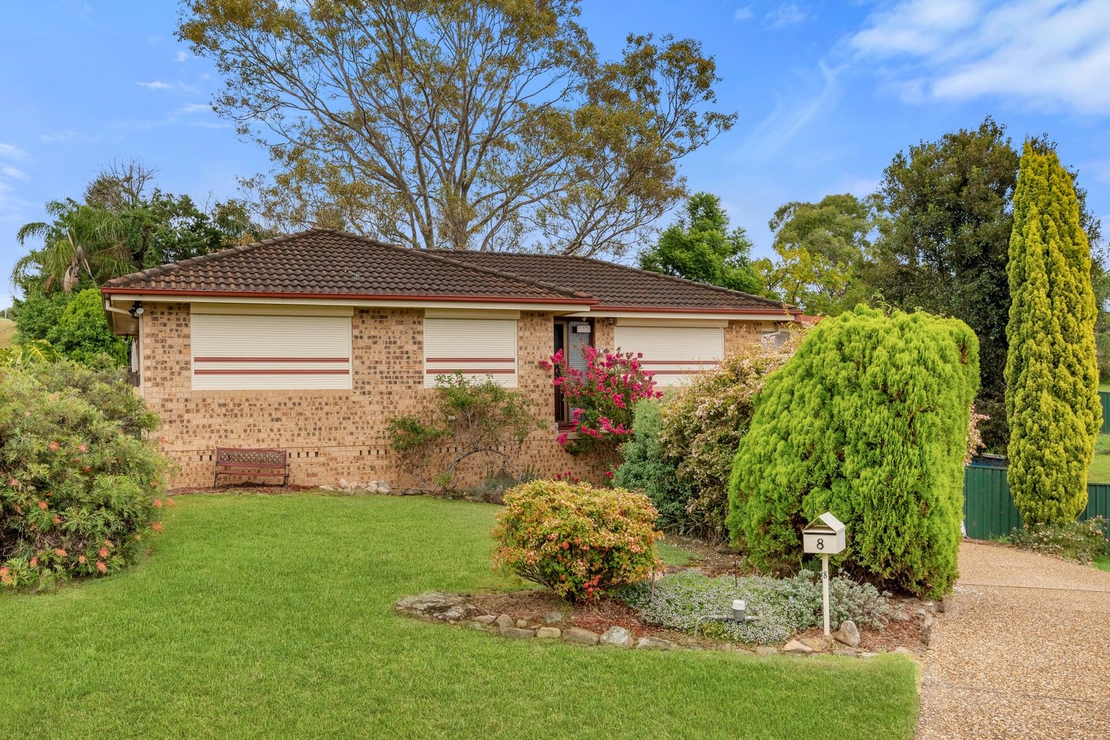 8 Bray Place, Ambarvale NSW 2560, Image 0