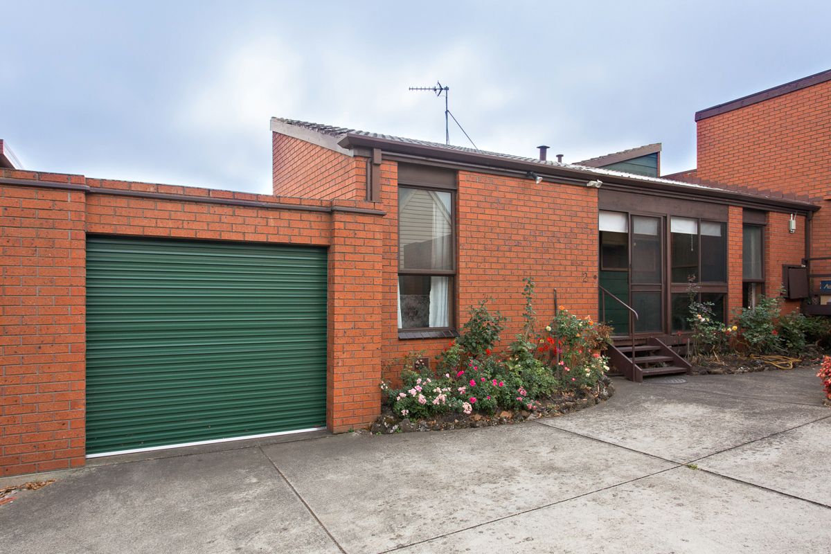 2/504 Lydiard Street North, Soldiers Hill VIC 3350, Image 0