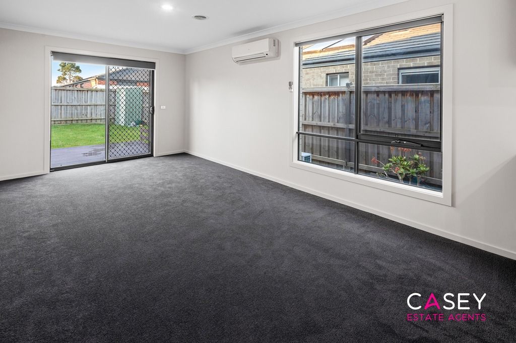 9 Canopy Grove, Cranbourne East VIC 3977, Image 1