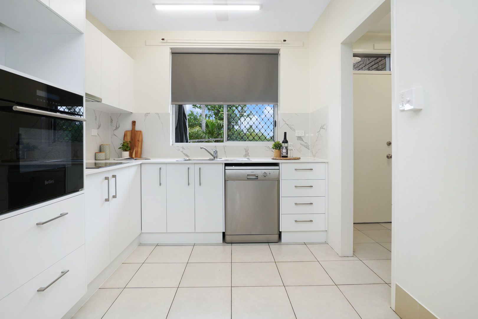 2/2 Easther Crescent, Coconut Grove NT 0810, Image 2