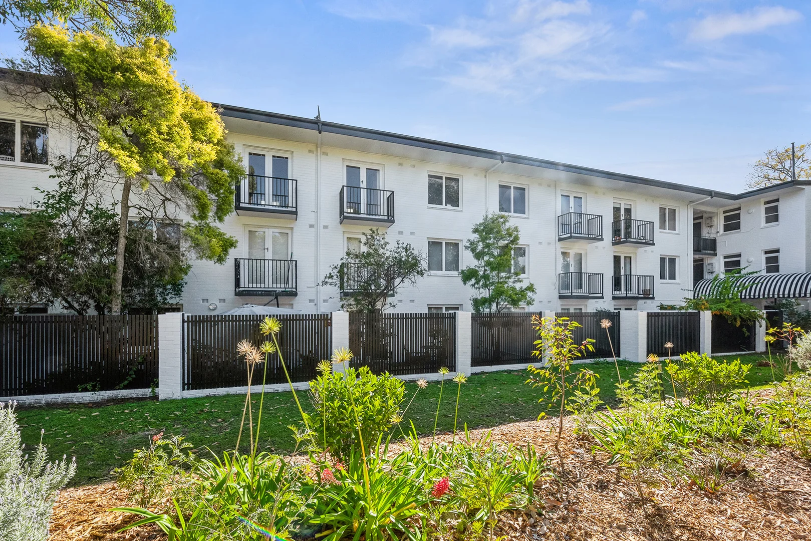 Additional image 23 of 6/17-23 The Avenue, Crawley WA 6009