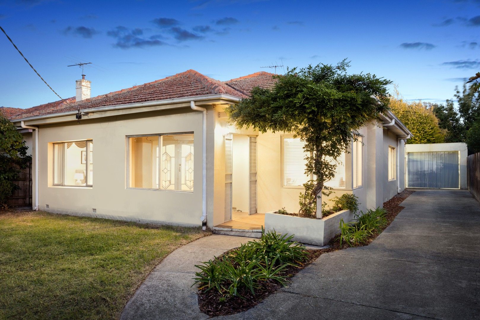 28 Lyons Street, Carnegie VIC 3163, Image 0