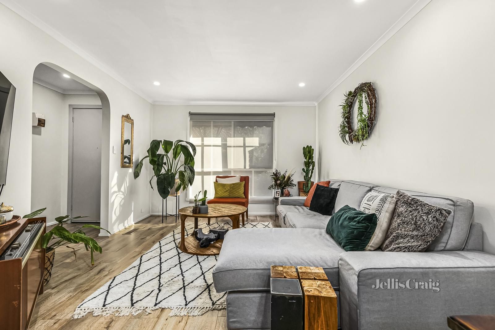 2/25-27 Cartwright Street, Oak Park VIC 3046, Image 0