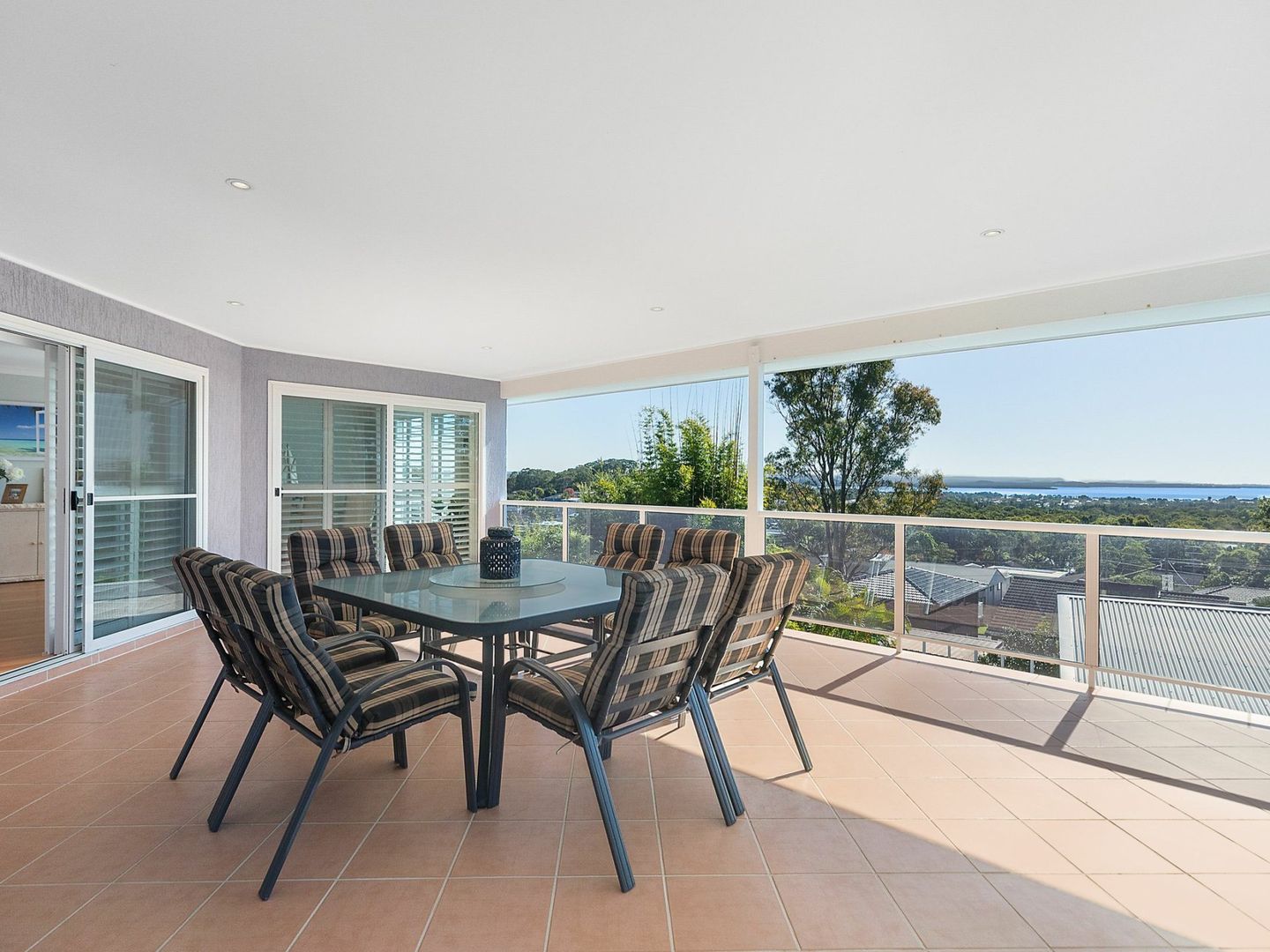 2 Seaspray Close, Bateau Bay NSW 2261, Image 2