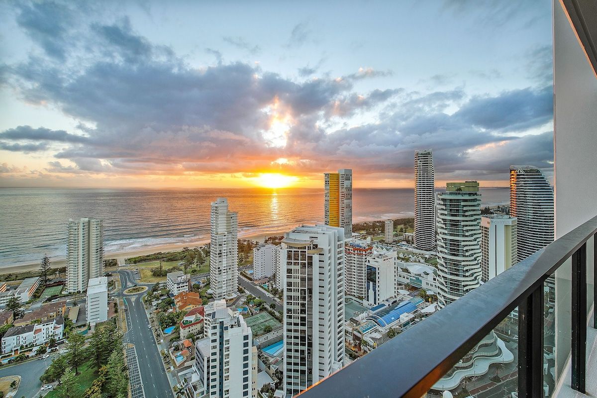 167/31 Queensland Avenue, Broadbeach QLD 4218, Image 0