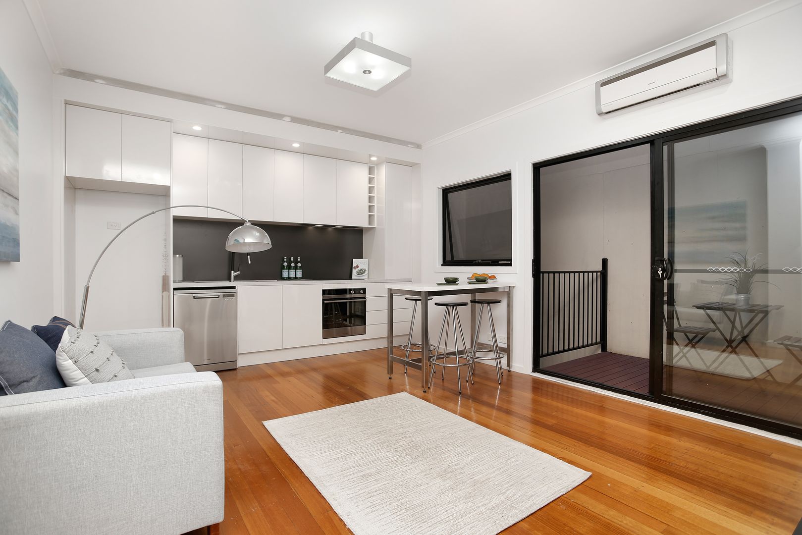 12/24 Ireland Street, West Melbourne VIC 3003