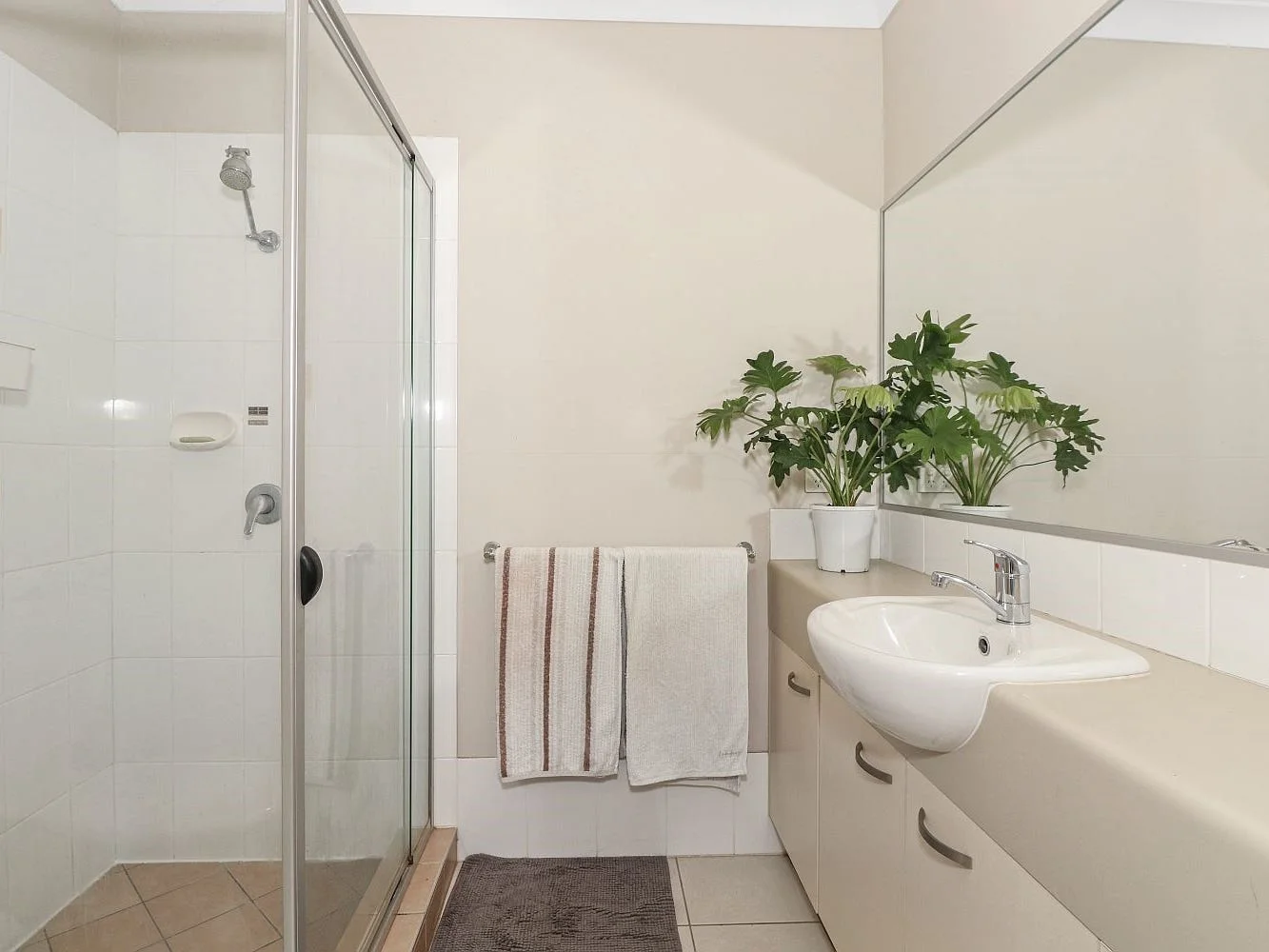 Additional image 7 of 13 Whitsunday Drive, Pacific Paradise QLD 4564