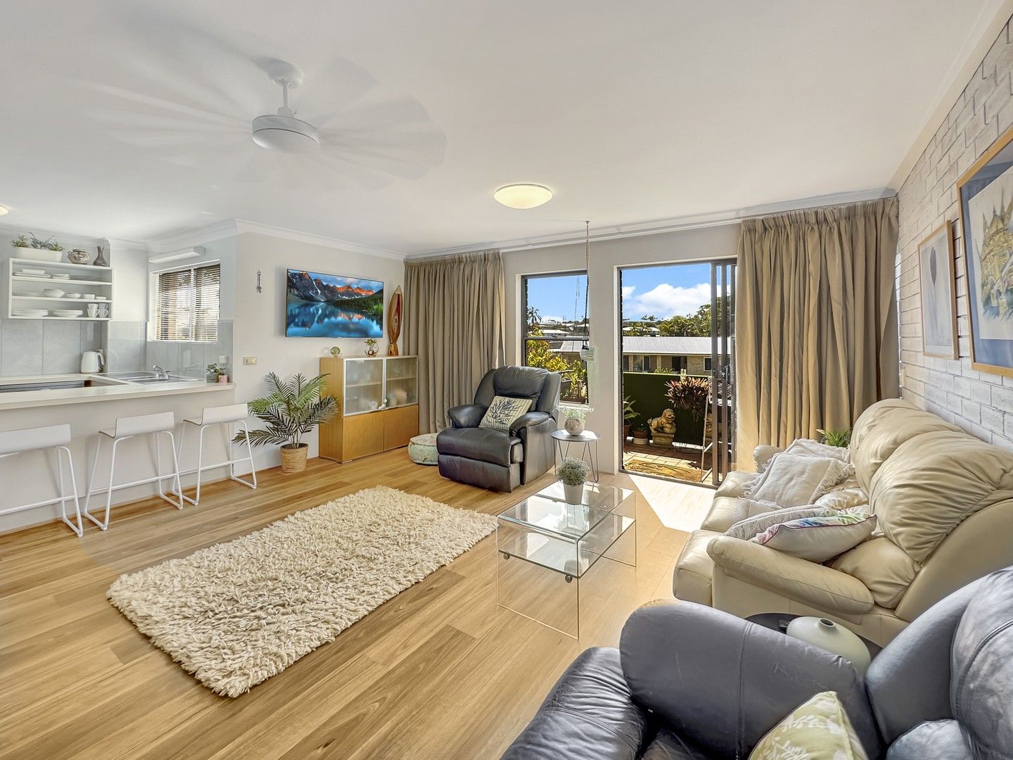 2 bedrooms Apartment / Unit / Flat in 2/29 Venning Street MOOLOOLABA QLD, 4557