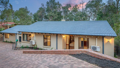 Picture of 10 Calliandra Place, ROLEYSTONE WA 6111