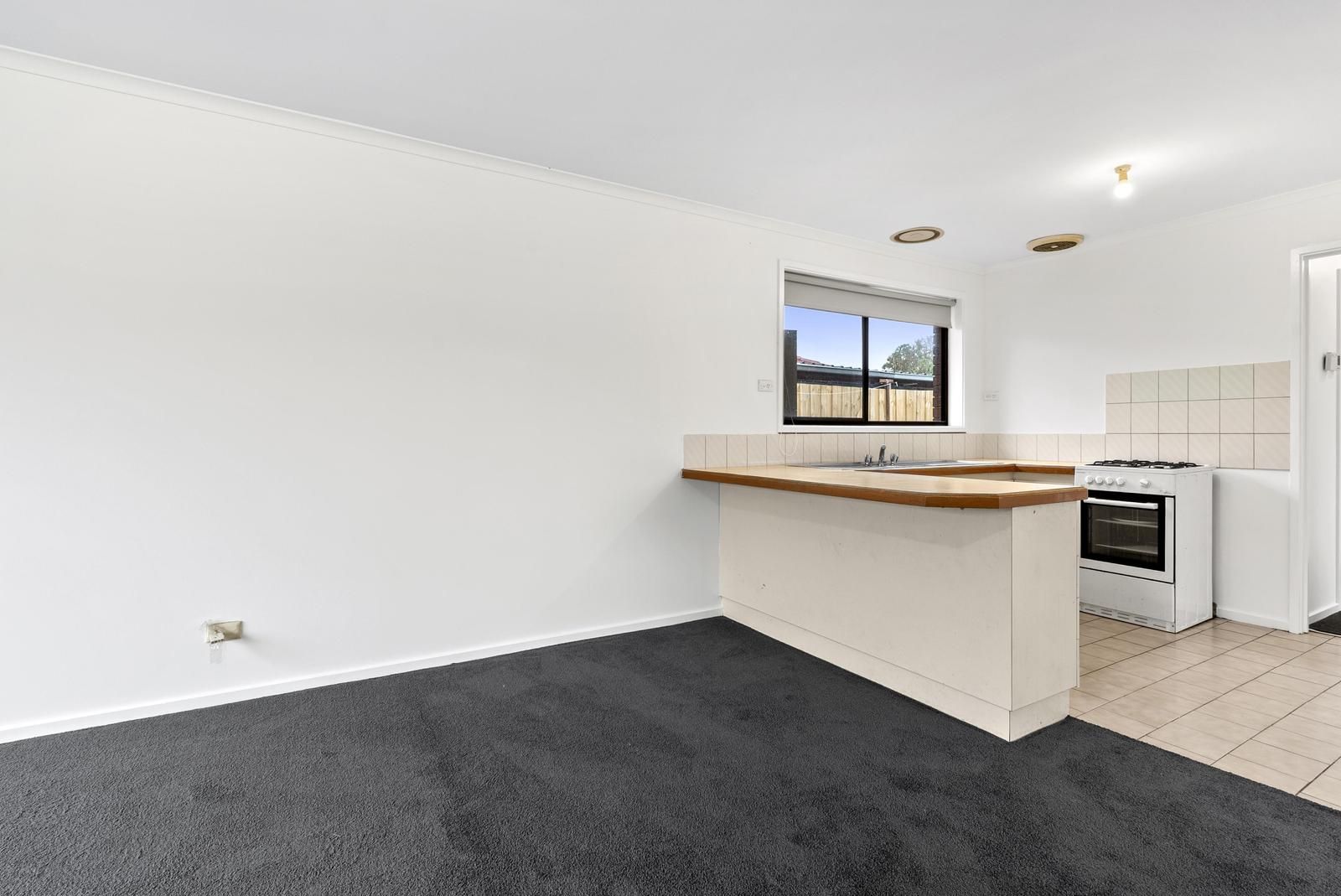 1/2 Crown Court, Kings Park VIC 3021, Image 1