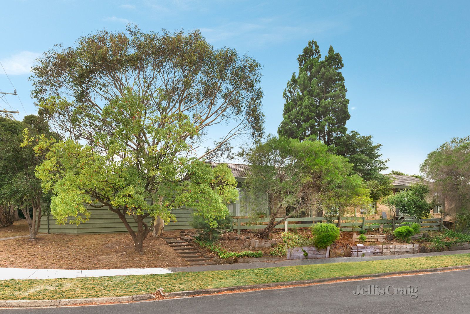 10 Bowen Road, Doncaster East VIC 3109, Image 0