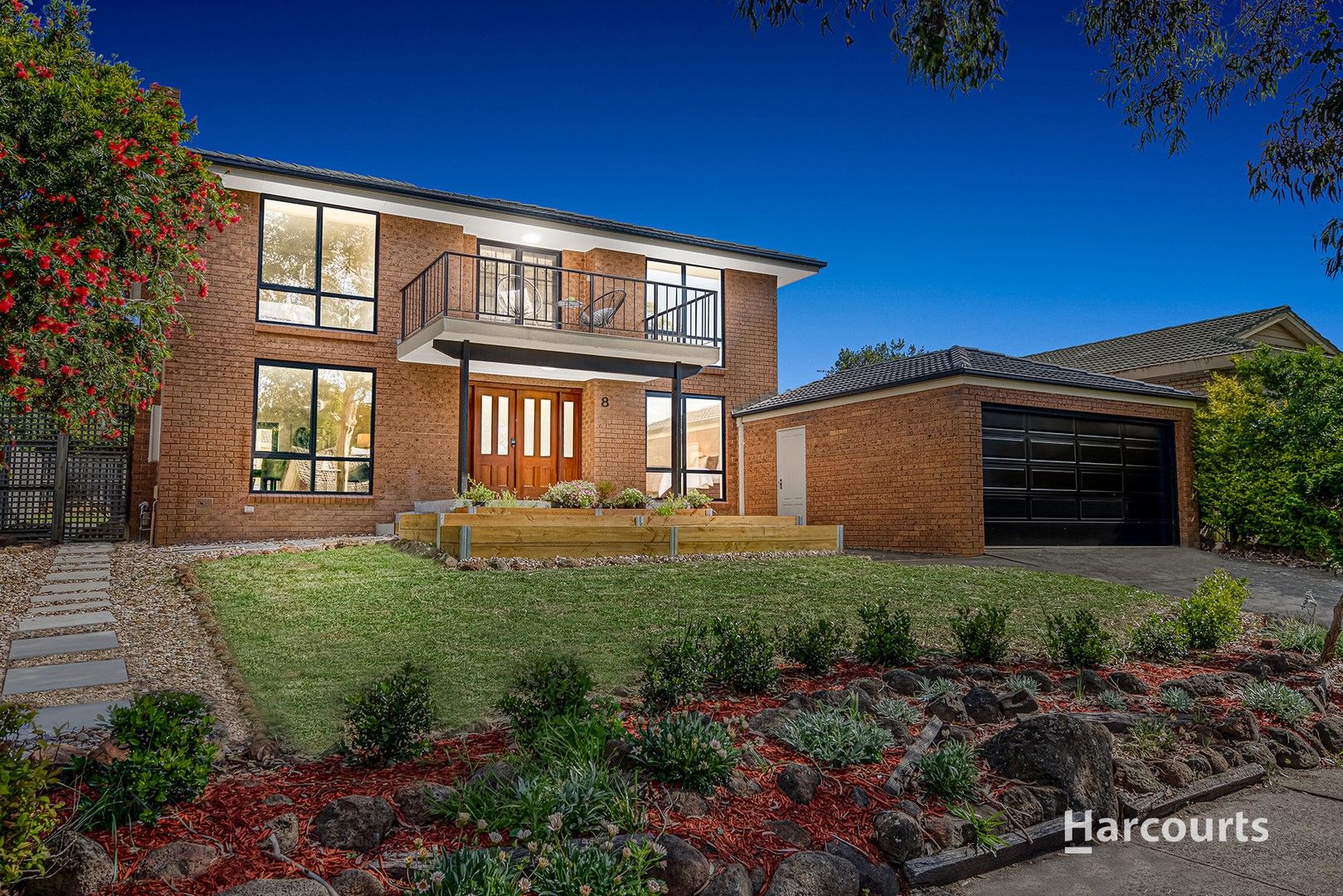4 bedrooms House in 8 Kiama Close VERMONT SOUTH VIC, 3133