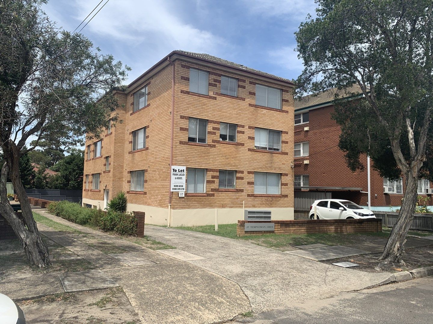 2 bedrooms Apartment / Unit / Flat in 2/27 Templeman Cres HILLSDALE NSW, 2036