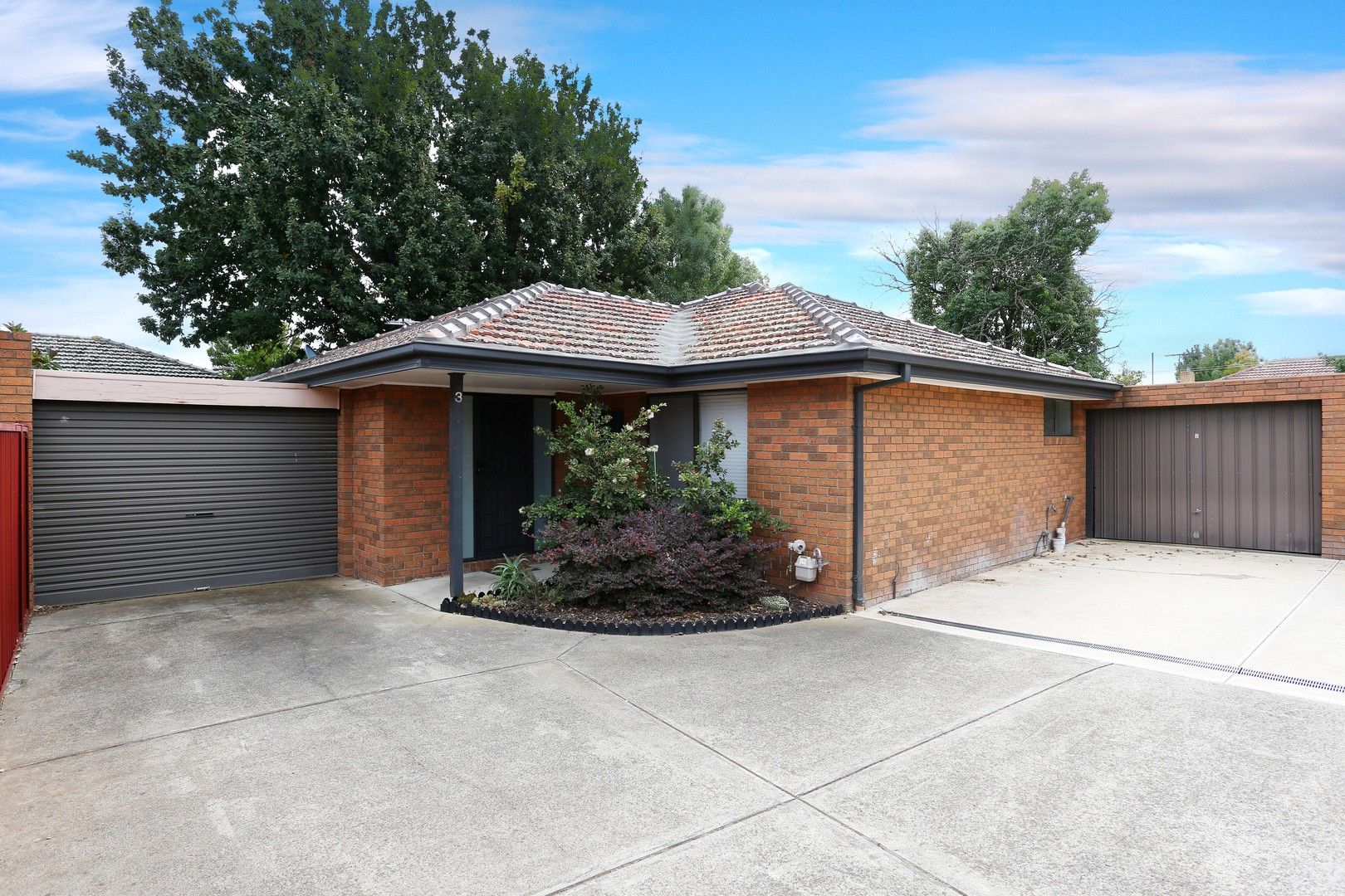 2 bedrooms Apartment / Unit / Flat in 3/72 Snell Grove OAK PARK VIC, 3046