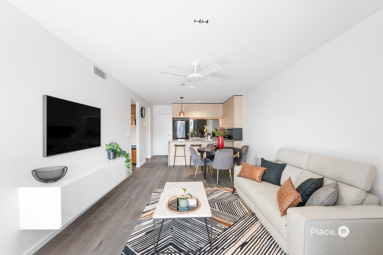 302/70 Longland Street, Newstead QLD 4006, Image 1