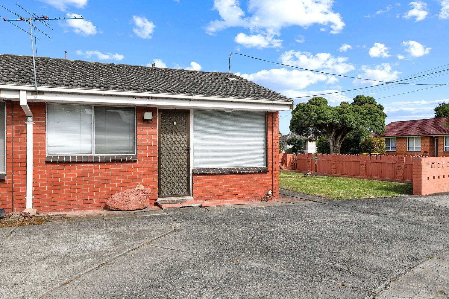 1 bedrooms Apartment / Unit / Flat in 1/22 Moodemere Steet NOBLE PARK VIC, 3174