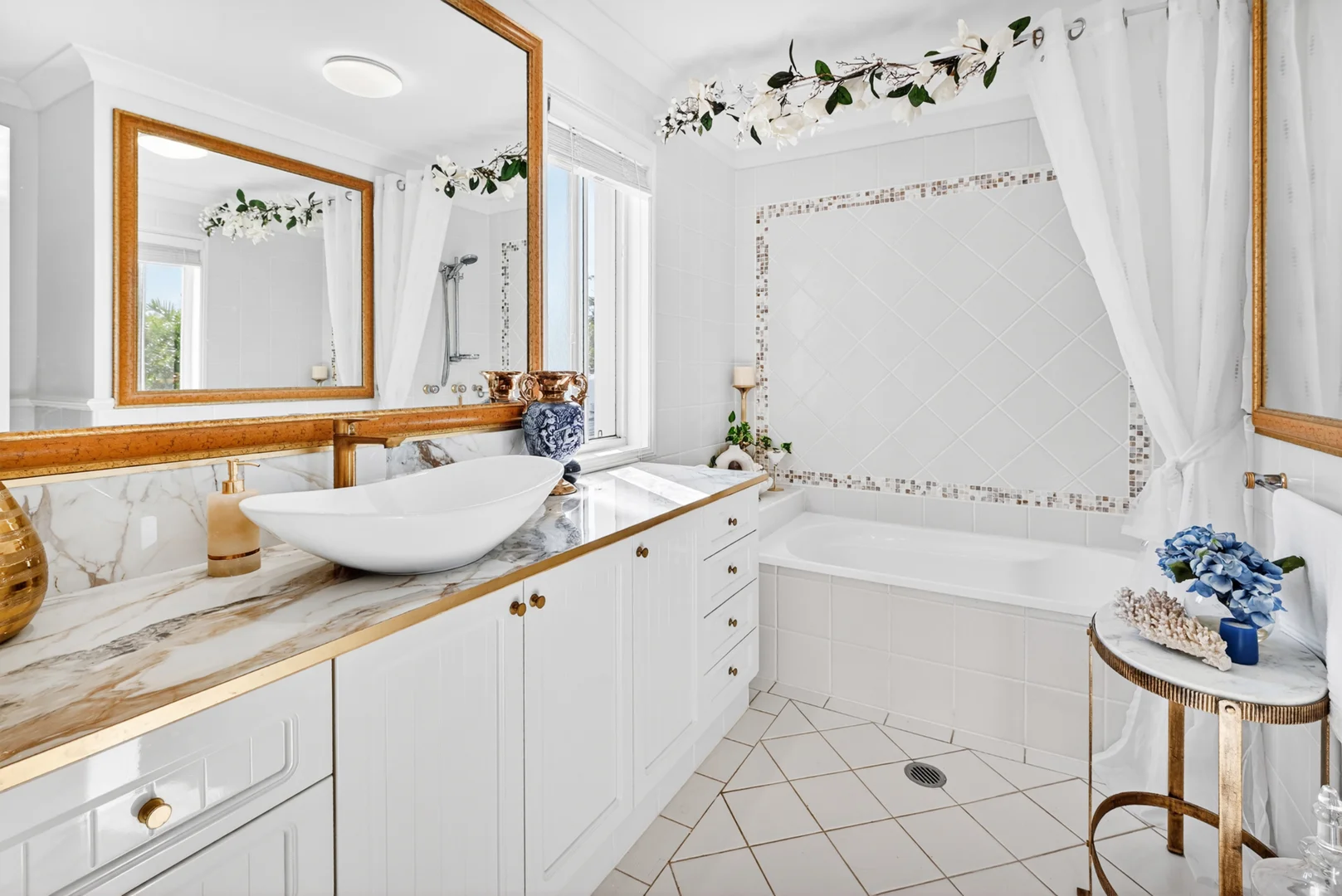 Additional image 16 of 10 Aegean/100 Cotlew Street East, Southport QLD 4215