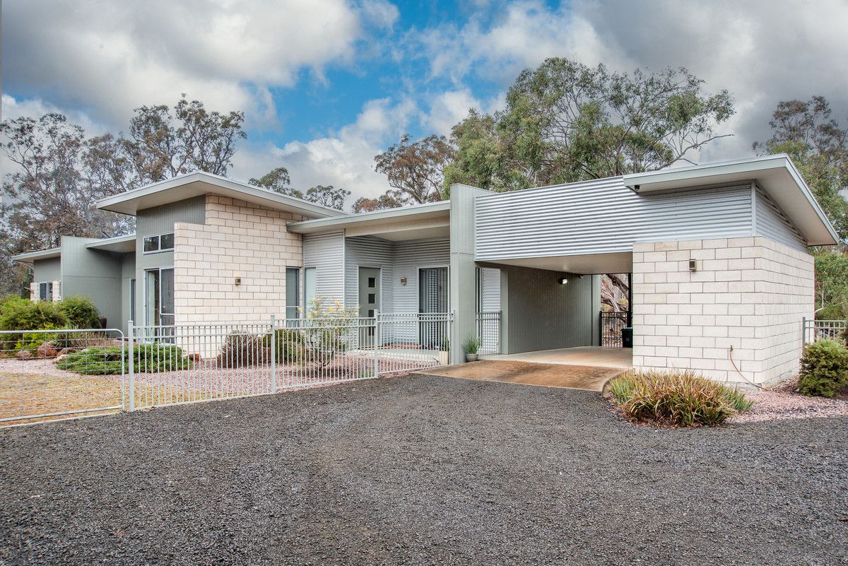 250 Hoffmanns Road, Mooralla VIC 3314, Image 2