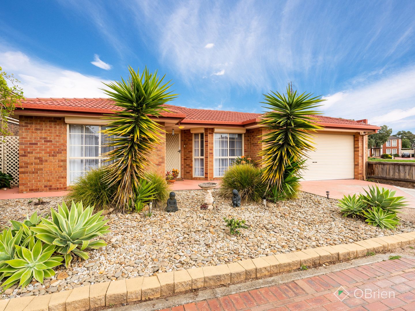 17 Raemur Court, Hoppers Crossing VIC 3029, Image 1