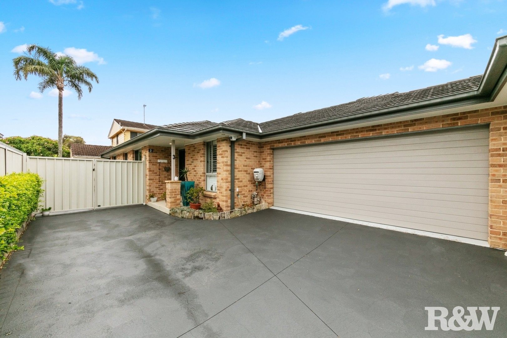 3 bedrooms Villa in 3/9 Flounder Road ETTALONG BEACH NSW, 2257