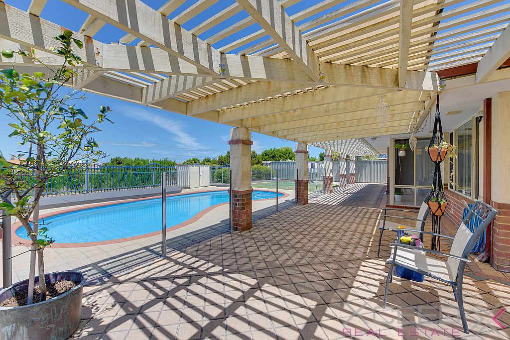 4 bedrooms House in 53 Secret Harbour Boulevard SECRET HARBOUR WA, 6173