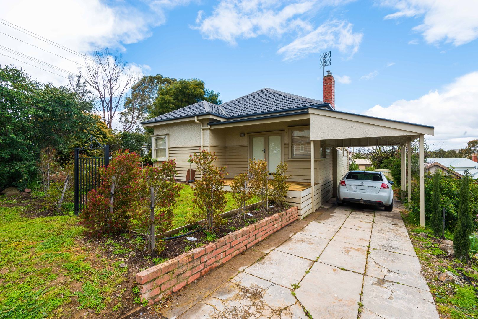 38 Russell Street, Quarry Hill VIC 3550, Image 1