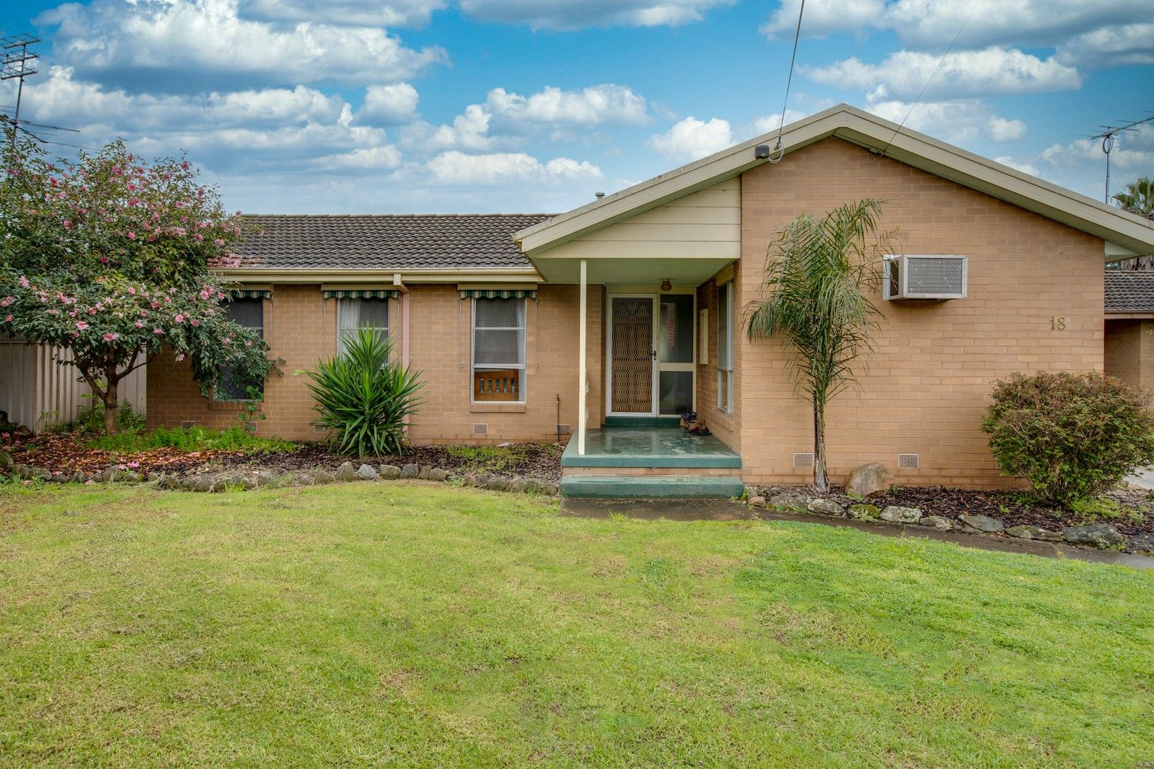 18 Skitch Street, Wodonga VIC 3690 Domain