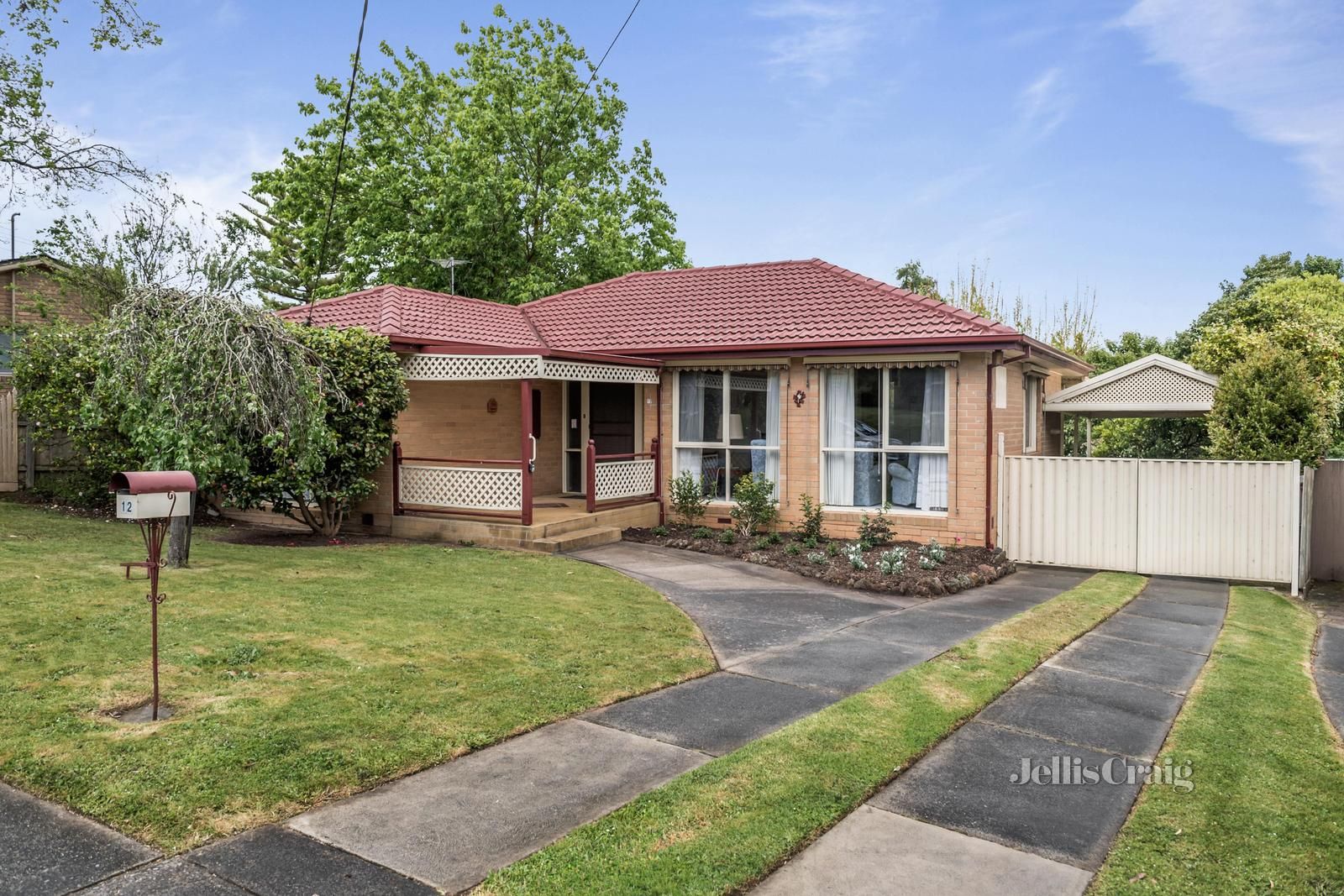 3 bedrooms House in 12 Berkley Road RINGWOOD VIC, 3134